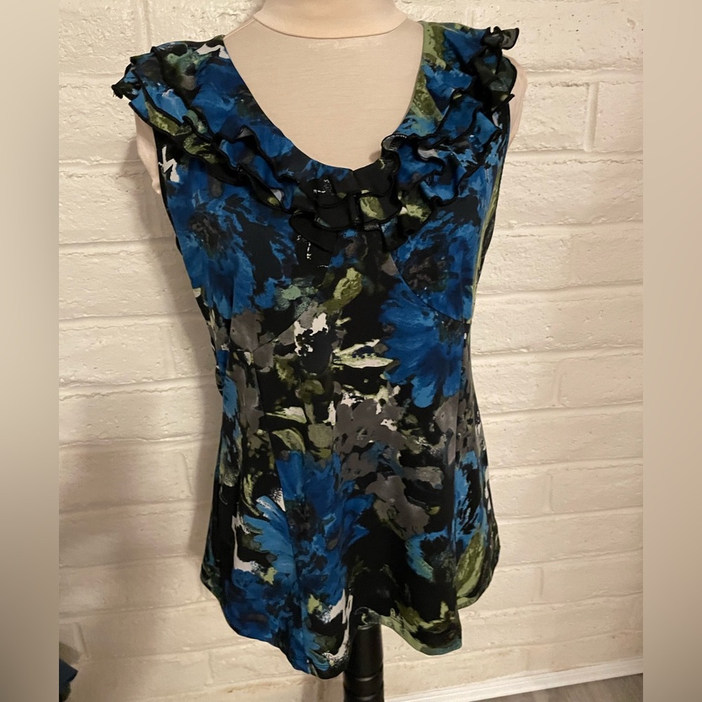 Susan Lawrence Multicolored Sleeveless V-neck ruffle trimmed Blouse, size XL